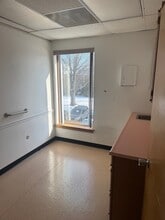 324 E Main St, Newark, DE à louer Photo intérieure- Image 2 de 3