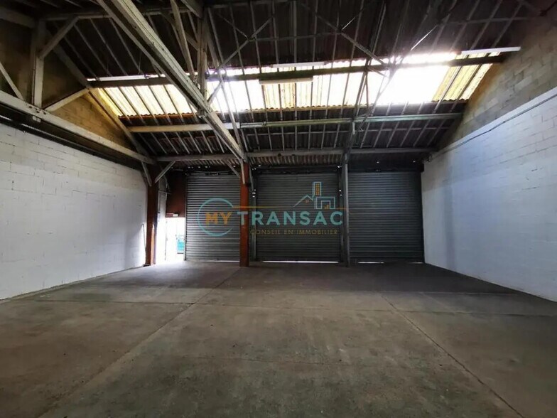 Flex dans Villeneuve-Saint-Georges à louer - Photo intérieure - Image 3 de 12