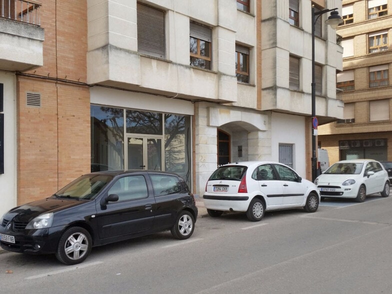 Retail in Ontinyent for lease - Building Photo - Image 2 of 6