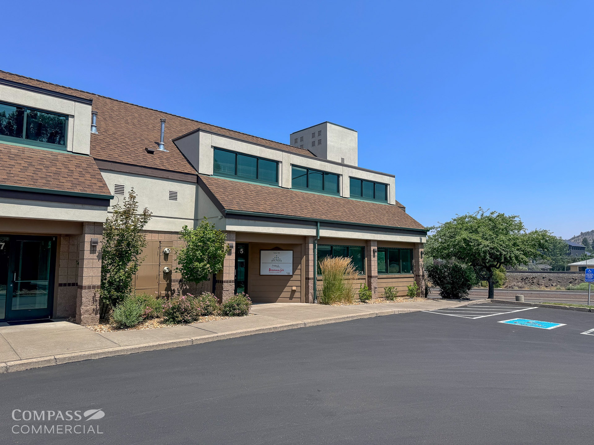 5 NW Hawthorne Ave, Bend, OR for lease Building Photo- Image 1 of 4