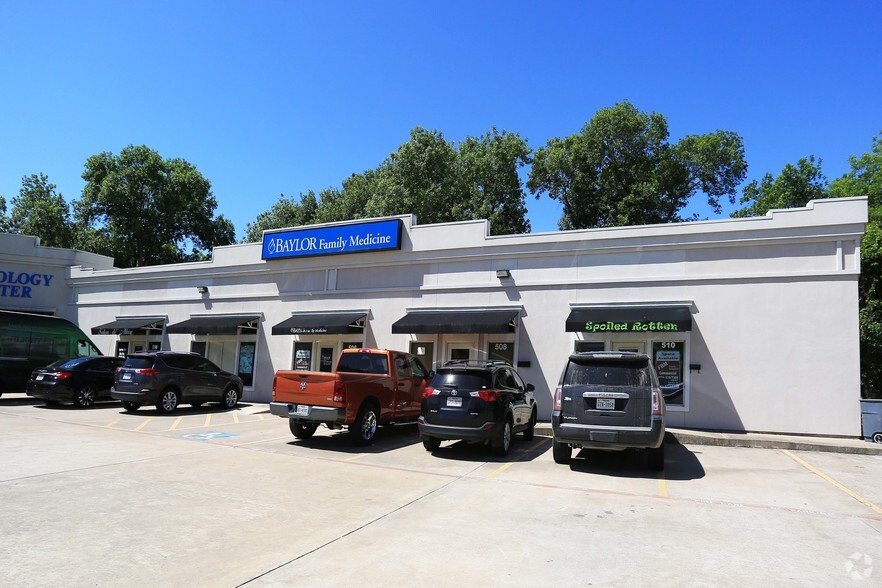 1905 W Ennis Ave, Ennis, TX for sale - Primary Photo - Image 1 of 1