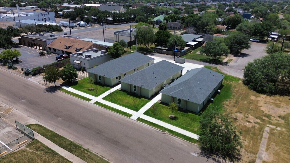 222 Mahl St, Edinburg, TX à vendre - Photo du bâtiment - Image 3 de 21