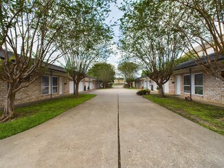 Plus de détails pour 5631 Winsome Ln, Houston, TX - Multi-résidentiel à vendre