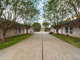 5631 Winsome Ln, Houston TX - 1031 Exchange Property