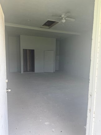 More details for 215 FM 1942, Crosby, TX - Office for Lease