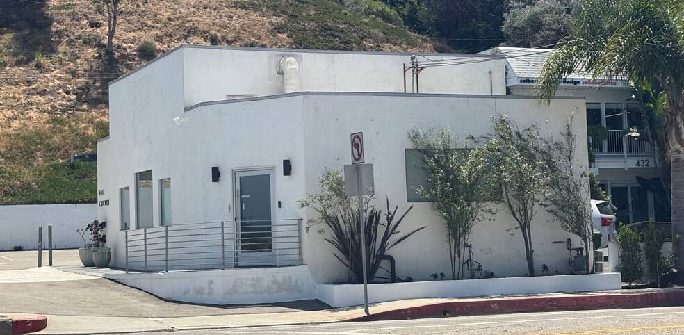 444 Culver Blvd, Playa Del Rey, CA for lease - Building Photo - Image 2 of 6