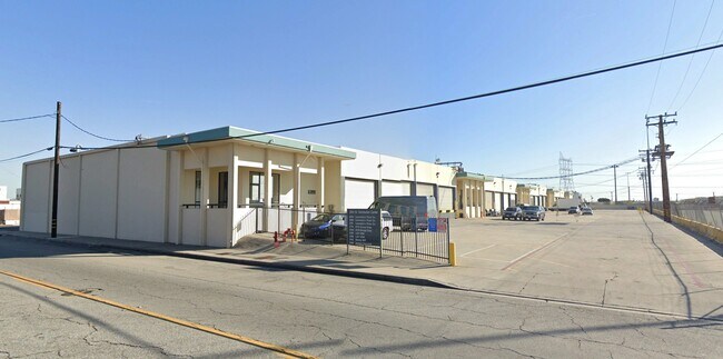 Plus de détails pour 3700-3748 E 26th St, Vernon, CA - Industriel à louer