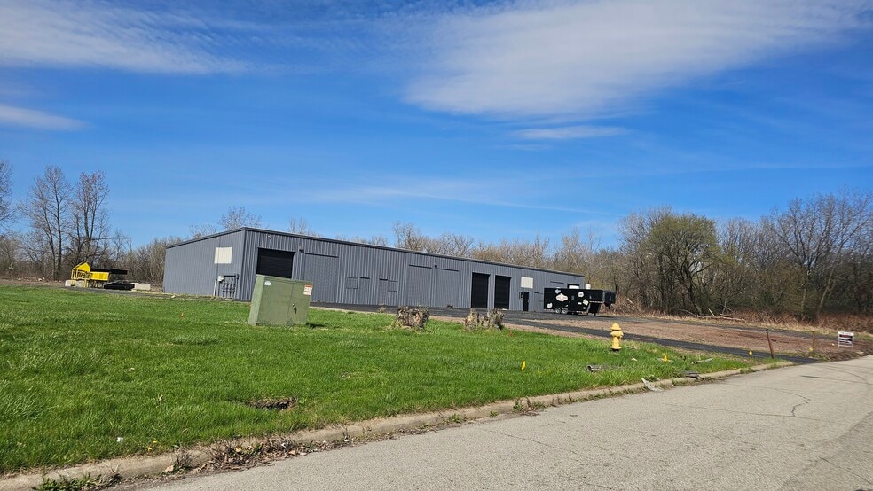273 Fulton St SE, Warren, OH for lease - Building Photo - Image 1 of 15