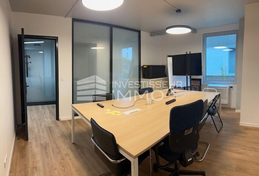 Bureau dans Suresnes à louer - Photo intérieure - Image 1 de 4