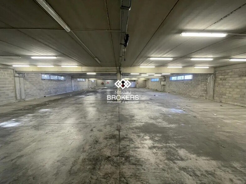 Industrial in Aubagne for lease - Interior Photo - Image 3 of 6