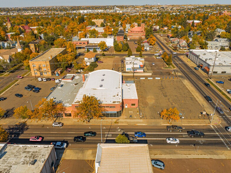 815 N 1st Ave, Great Falls, MT à vendre - Photo du bâtiment - Image 2 de 31