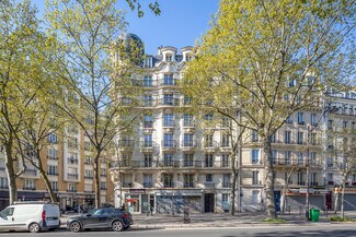 Plus de détails pour 176 Avenue Daumesnil, Paris - Commerce de détail à louer