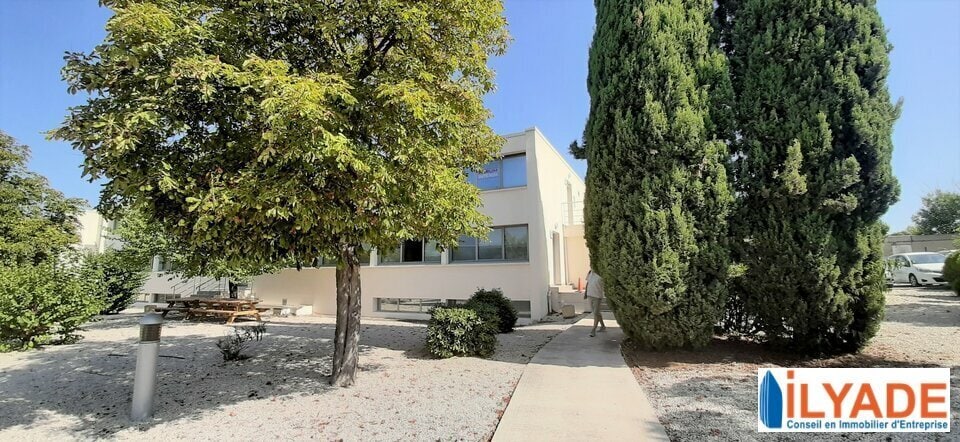 Office in Aix-en-Provence for lease Building Photo- Image 1 of 8