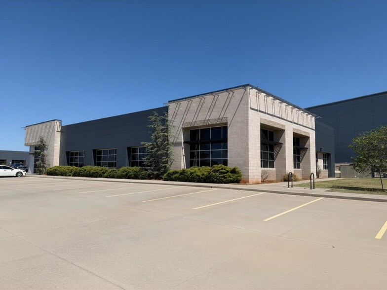 6707 N Interstate Dr, Norman, OK for lease - Building Photo - Image 2 of 12