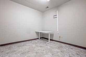 3865-3877 Winchester Rd, Memphis, TN for lease Interior Photo- Image 2 of 11