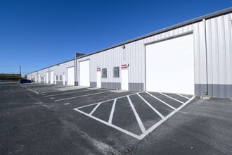 10893 Dyer St, El Paso, TX for lease Interior Photo- Image 2 of 20