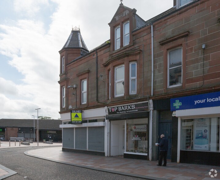 76 High St, Carluke à vendre - Photo du bâtiment - Image 2 de 4