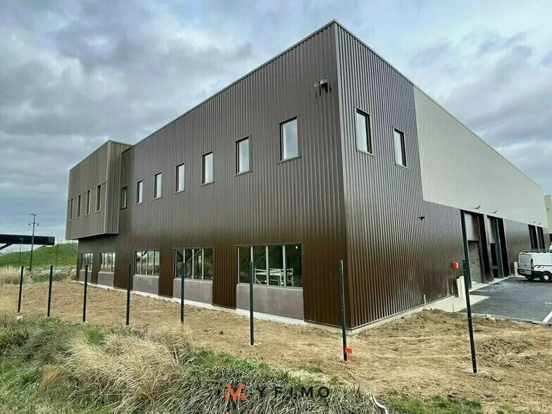 Flex dans Buchelay à louer - Photo du bâtiment - Image 3 de 8