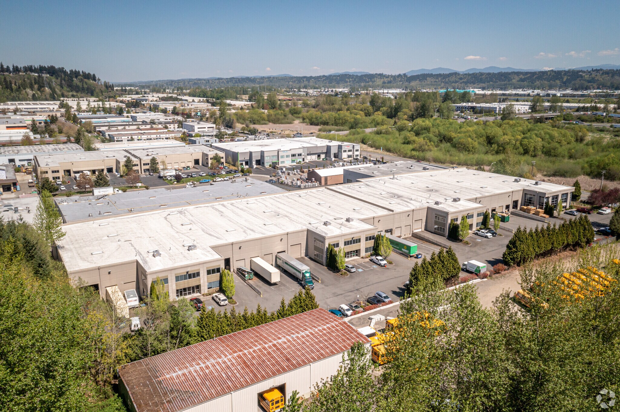 1307 W Valley Hwy N, Auburn, WA à louer Aérien- Image 1 de 7