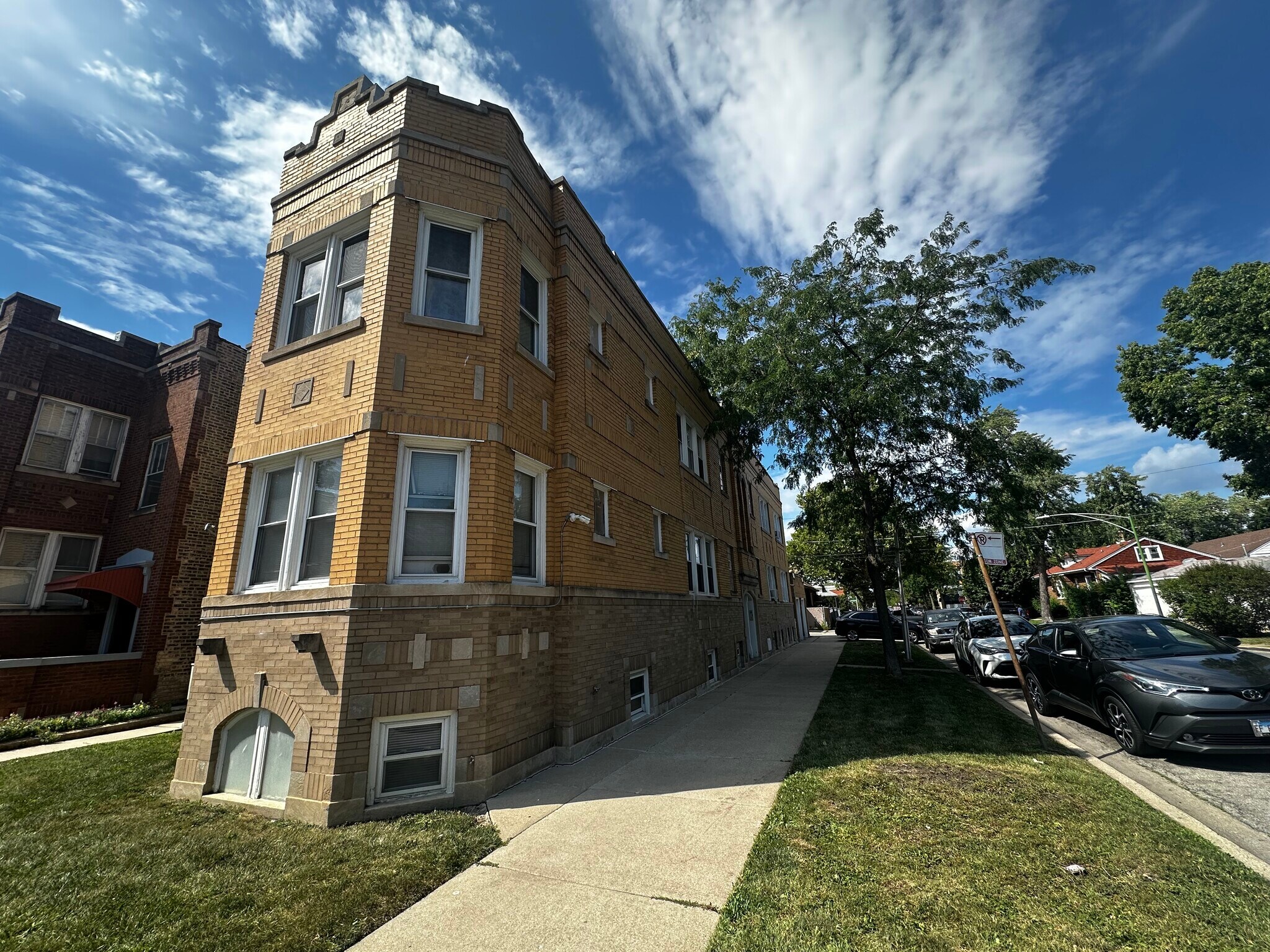 3100 N LeClaire Ave, Chicago, IL à vendre Photo du bâtiment- Image 1 de 26