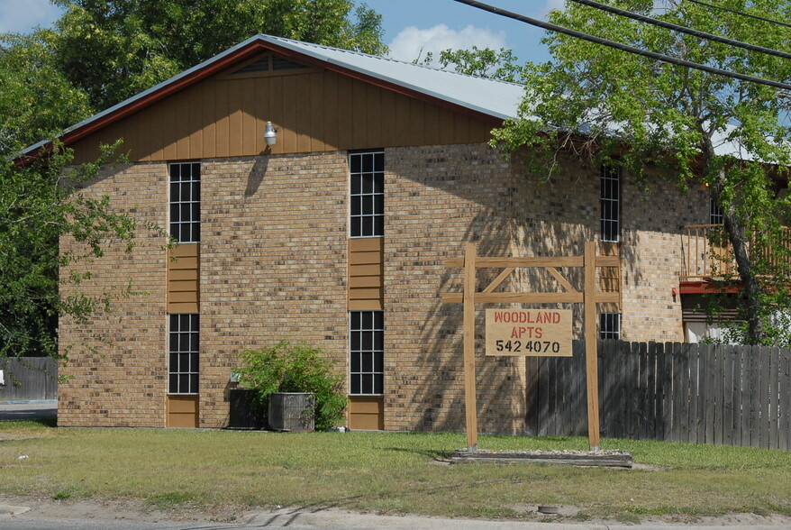 600 E Crockett St, Beeville, TX à vendre - Photo principale - Image 1 de 1