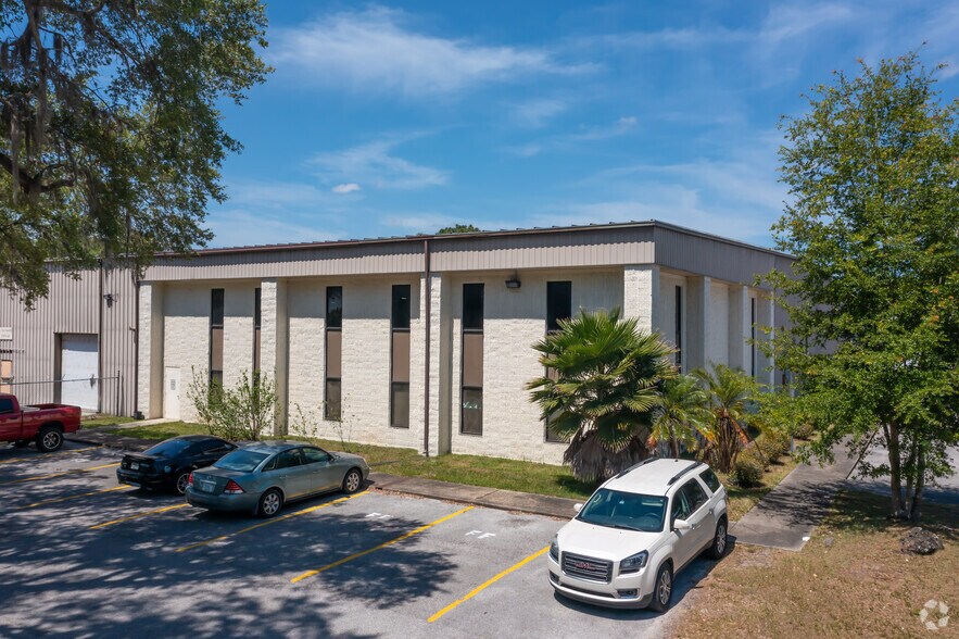 3601 Parkway Blvd, Leesburg, FL à louer - Photo principale - Image 1 de 20
