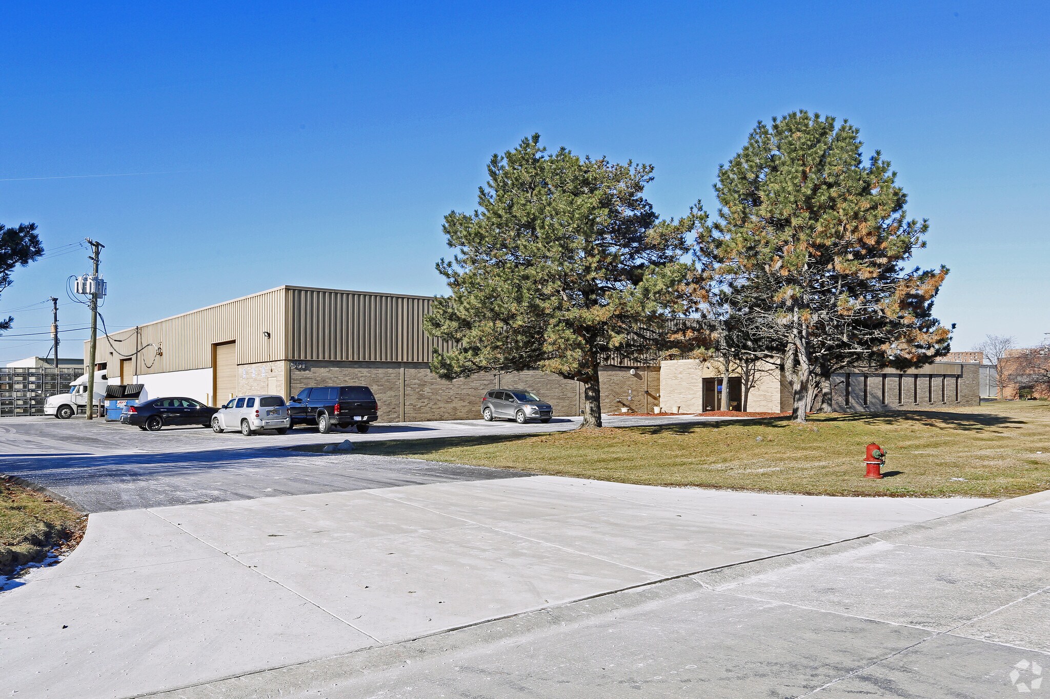 451 Robbins Dr, Troy, MI à vendre Photo principale- Image 1 de 1