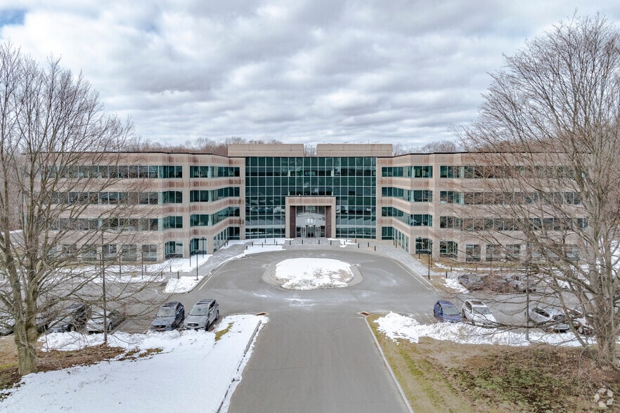 440 Wheelers Farms Rd, Milford, CT for lease - Primary Photo - Image 1 of 37