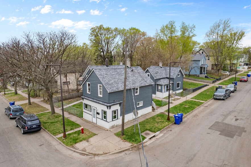 673 Bedford St, Saint Paul, MN à vendre - Photo du bâtiment - Image 3 de 27