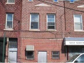 296 Legion St. portefeuille de 2 propriétés à vendre sur LoopNet.ca - Photo principale - Image 2 de 2