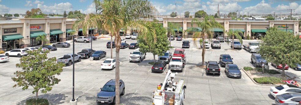 4208 Rosedale Hwy, Bakersfield, CA à louer - Photo du bâtiment - Image 3 de 13