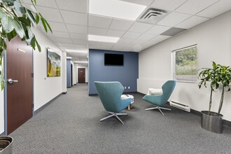 1160 Pittsford-Victor Rd, Pittsford, NY for lease Interior Photo- Image 2 of 10