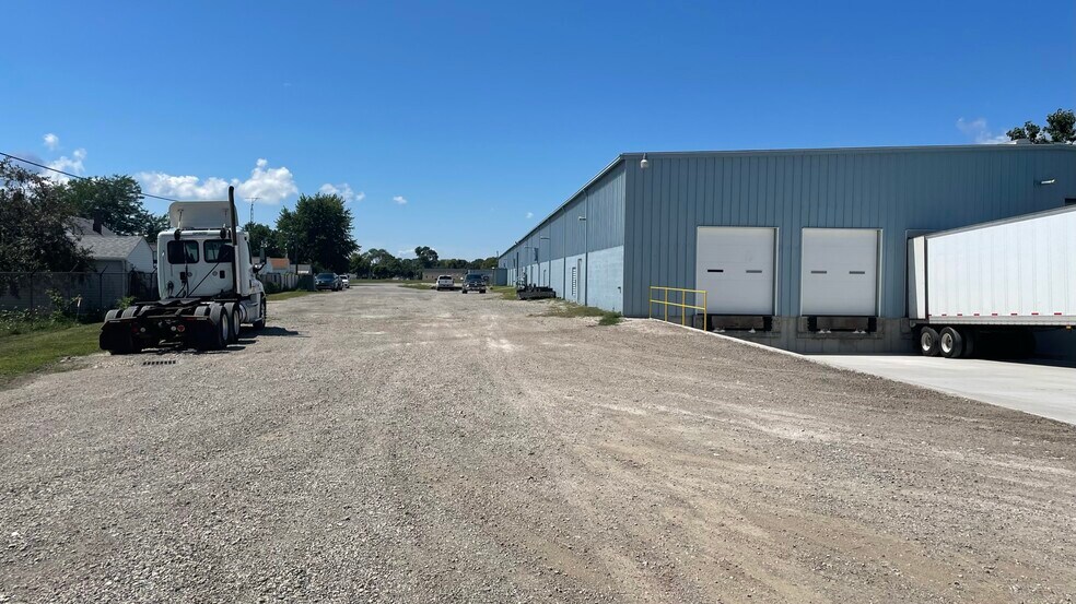 1722 Hayes Ave, Sandusky, OH à vendre - Photo du bâtiment - Image 2 de 11