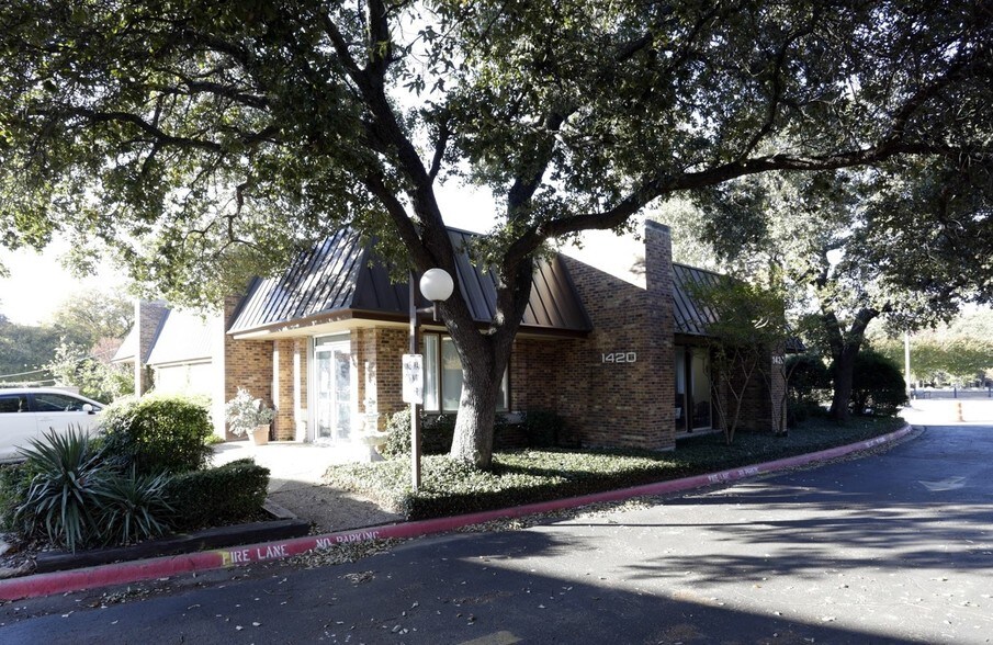 1420 N MacArthur Blvd, Irving, TX à vendre - Photo principale - Image 1 de 12