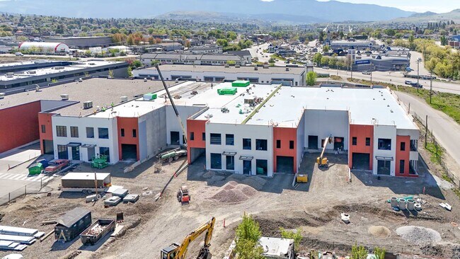 Plus de détails pour 4605 34 St, Vernon, BC - Industriel à louer