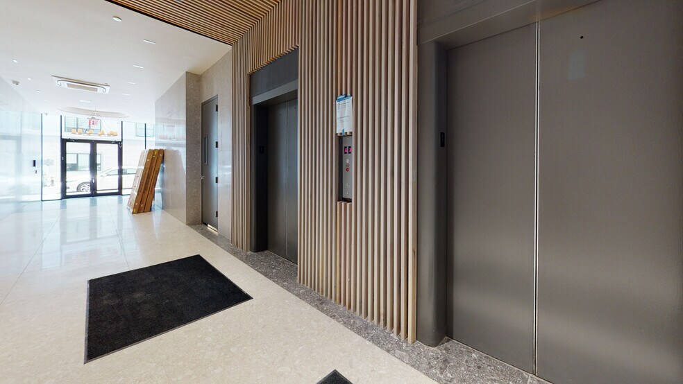 500 Dekalb Ave, Brooklyn, NY à louer - Photo du bâtiment - Image 3 de 7