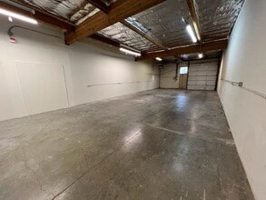 4002-4014 148th Ave NE, Redmond, WA for lease Building Photo- Image 1 of 8