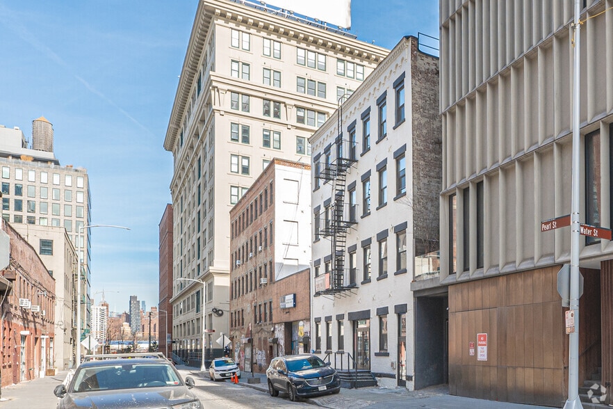 53 Pearl St, Brooklyn, NY à louer - Photo du bâtiment - Image 2 de 23