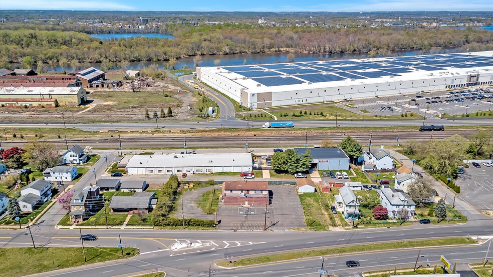1137 Bordentown Rd, Burlington, NJ à vendre - Photo du bâtiment - Image 2 de 25