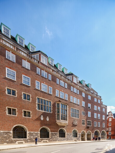 27 Great Smith St, London for lease - Building Photo - Image 3 of 4