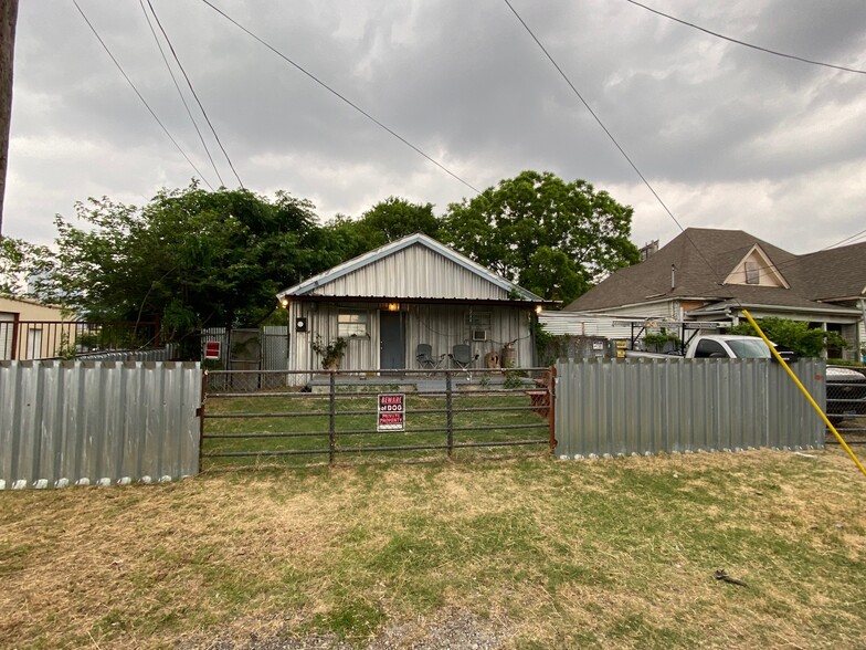 2911 Dawson St, Dallas, TX for sale - Building Photo - Image 1 of 5