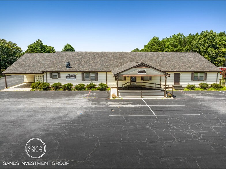 1805 Forest Hills Rd, Wilson, NC à vendre - Photo du bâtiment - Image 1 de 5