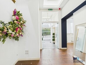 1153 Carmarthen Rd, Swansea for lease Interior Photo- Image 2 of 14