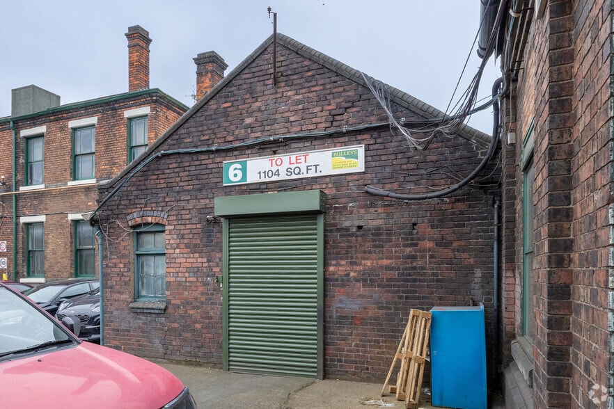 Howard St, West Bromwich à louer - Photo du bâtiment - Image 2 de 3