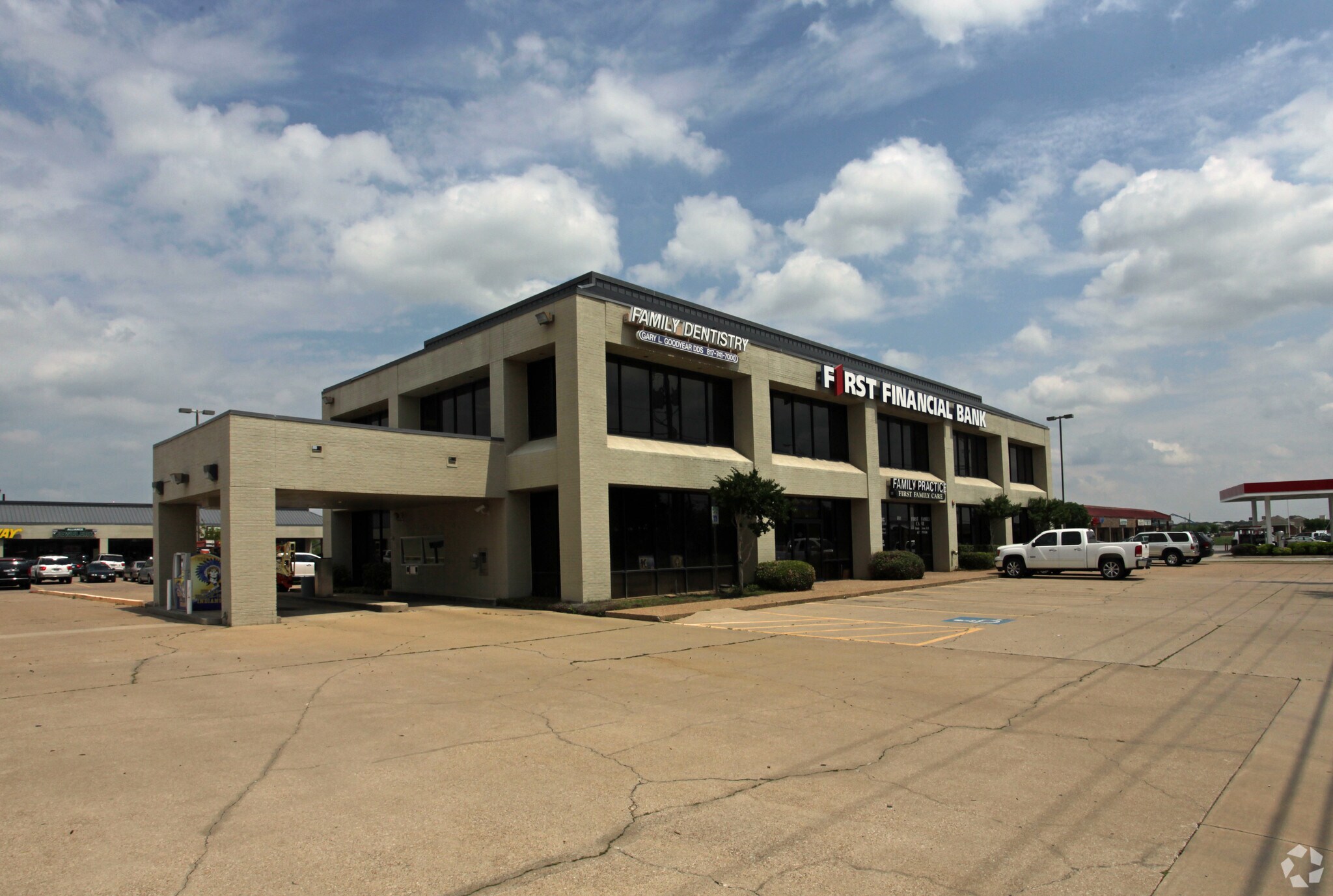 891 Keller Pky, Keller, TX for lease Building Photo- Image 1 of 6