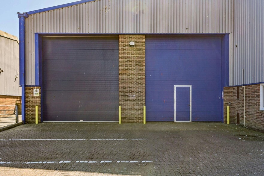 1-4 Durban Park, Bognor Regis à louer - Photo du bâtiment - Image 2 de 5