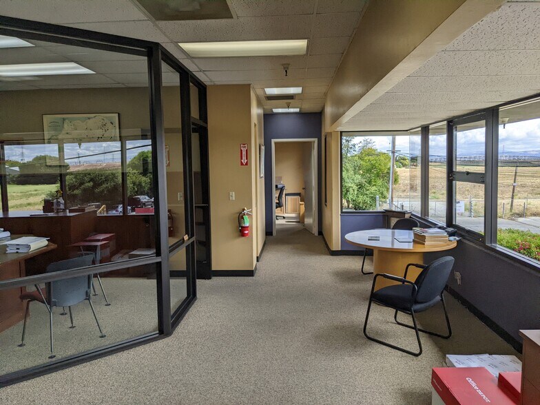 351 Demeter St, East Palo Alto, CA for lease - Interior Photo - Image 3 of 38