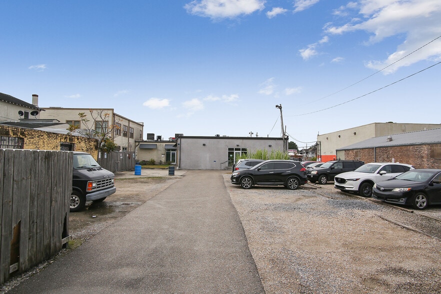 2721-2723 S Broad St, New Orleans, LA for sale - Building Photo - Image 3 of 16