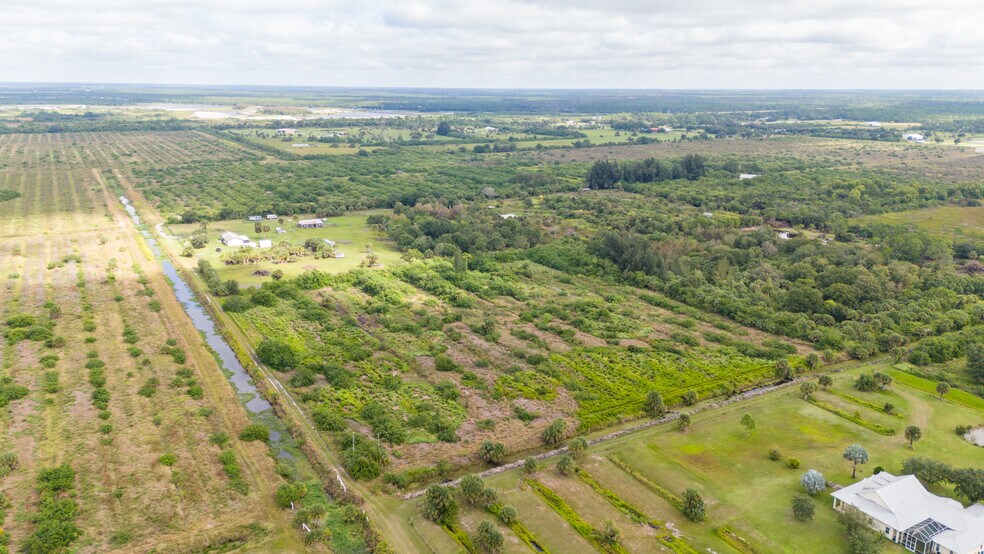 14650 117th St, Fellsmere, FL à vendre - Photo du bâtiment - Image 3 de 26