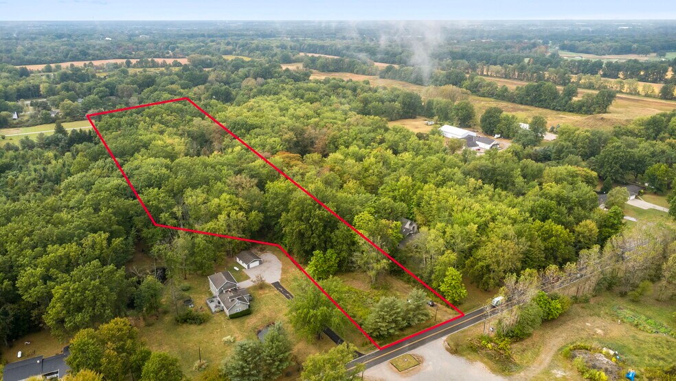 5001 Babbitt Rd, New Albany, OH à vendre - Photo du bâtiment - Image 2 de 15